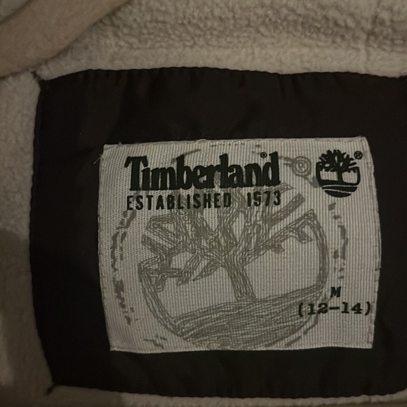 EUC TIMBERLAND KID’S JACKET.  Size 12-14, medium - Picture 4 of 5